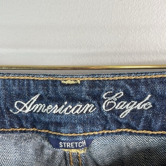 American Eagle Retro Boy Fit Stretch Cuffed Crop Jeans Blue Medium Wash Denim 12 - Picture 7 of 11